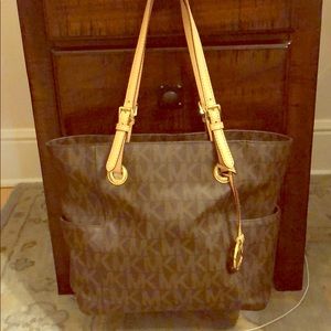 Michael Kors medium tote